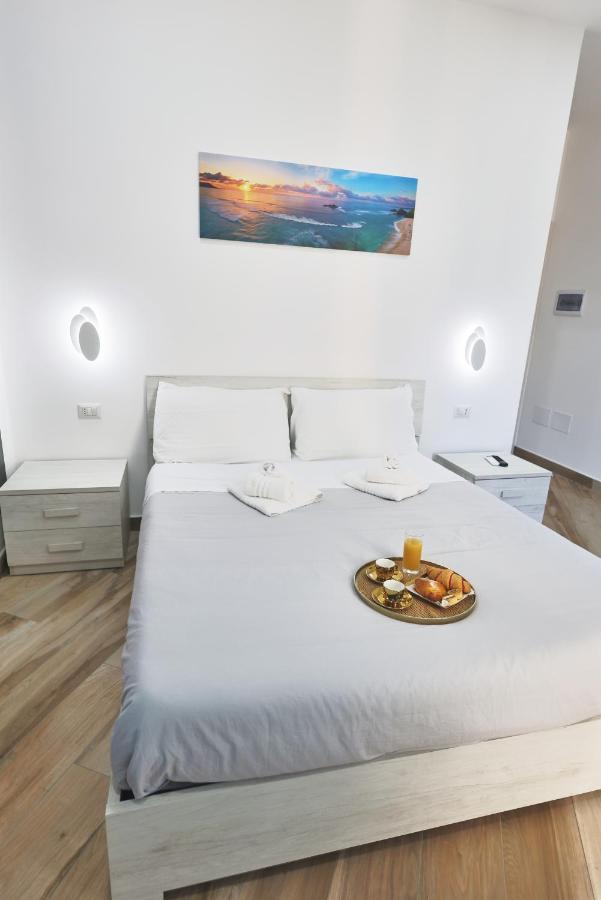 B&B Mare E Poesia ซาแลร์โน ภายนอก รูปภาพ